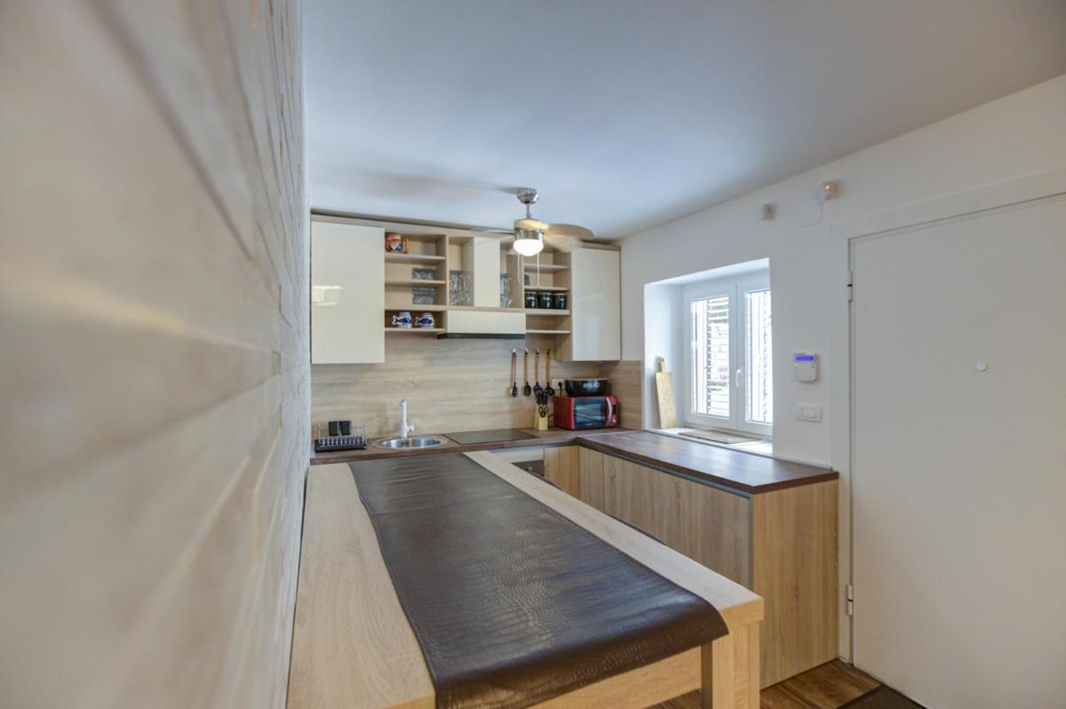 Cvrk Family House Novi Vinodolski Eksteriør bilde